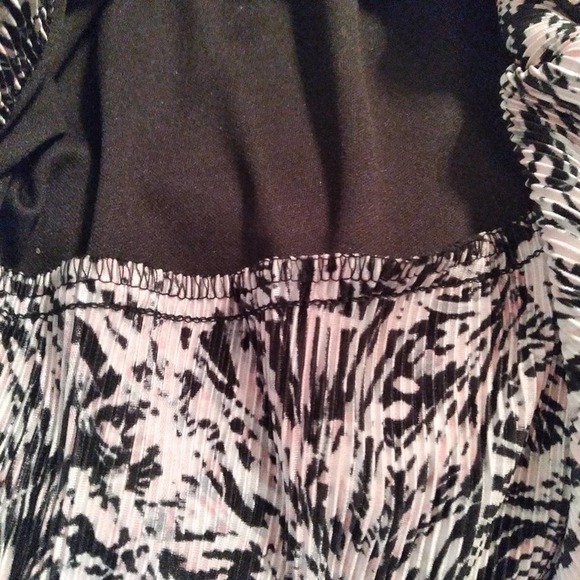 Connected Apparel Asymmetrical Tiered Dress Black Pink 8 - Picture 5 of 9